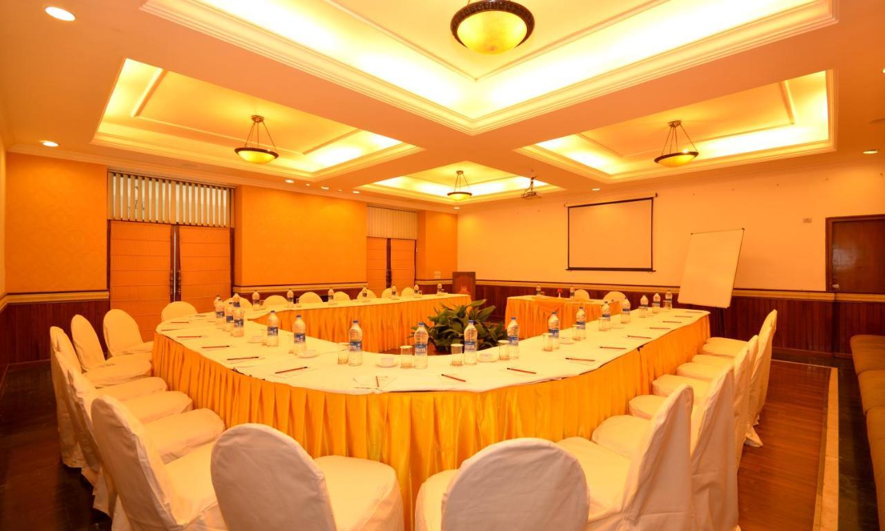 Shervani Hilltop Resort Nainital Eksteriør bilde