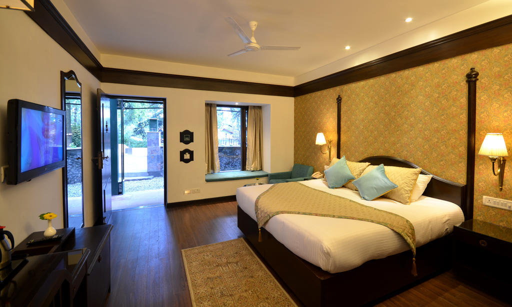 Shervani Hilltop Resort Nainital Eksteriør bilde